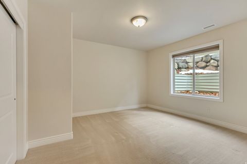 Tiny photo for 2154 E VISCAYA DR, Draper (UT Cnty), UT 84020 (MLS # 2126800)