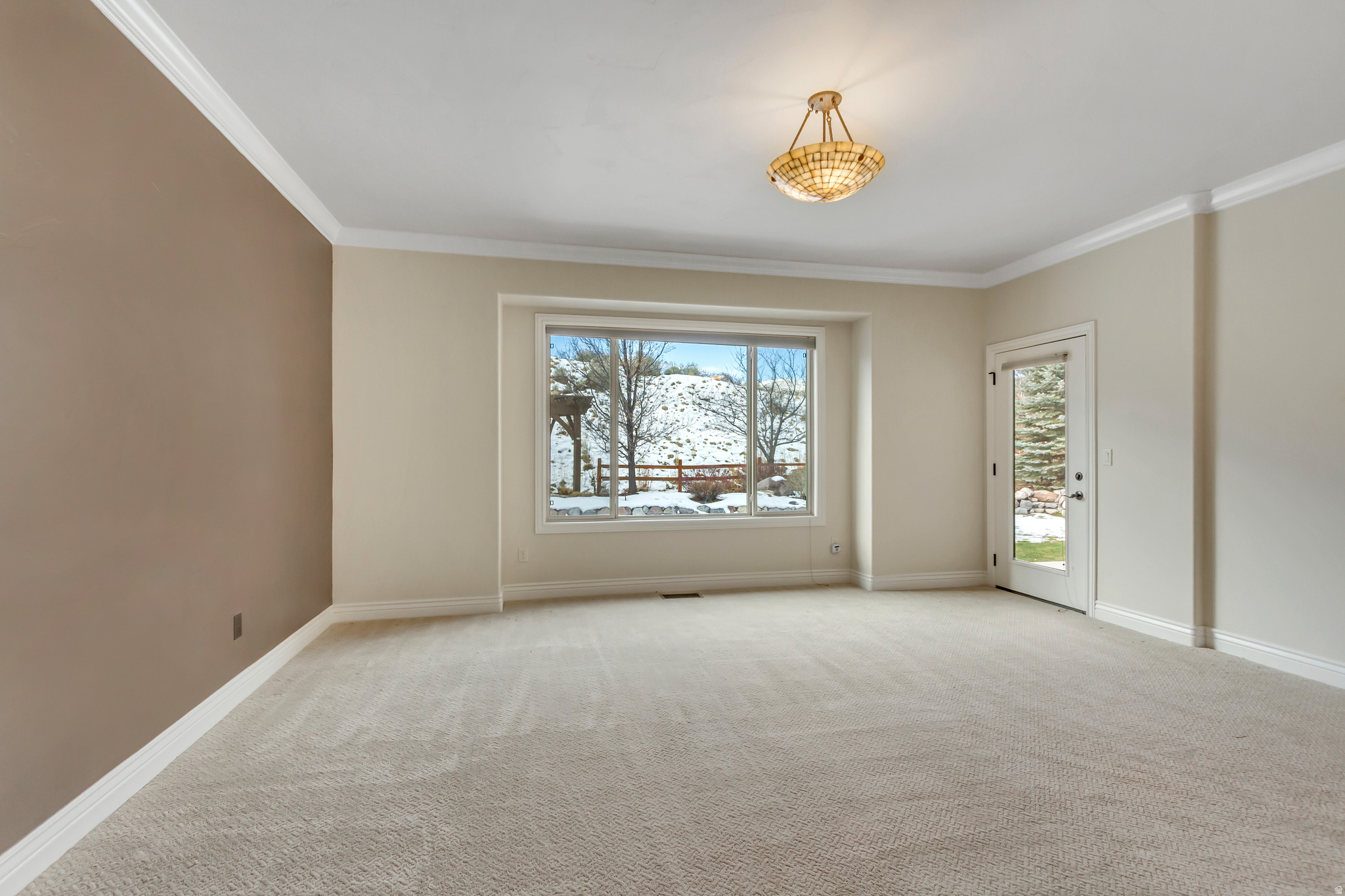 EAGLE CREST NO 4 AT SUNCREST - Residential