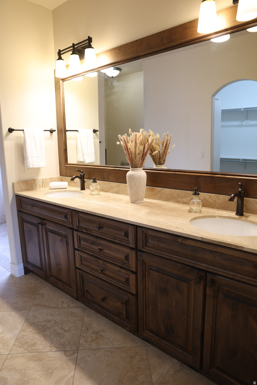 EAGLE CREST NO 4 AT SUNCREST - Residential