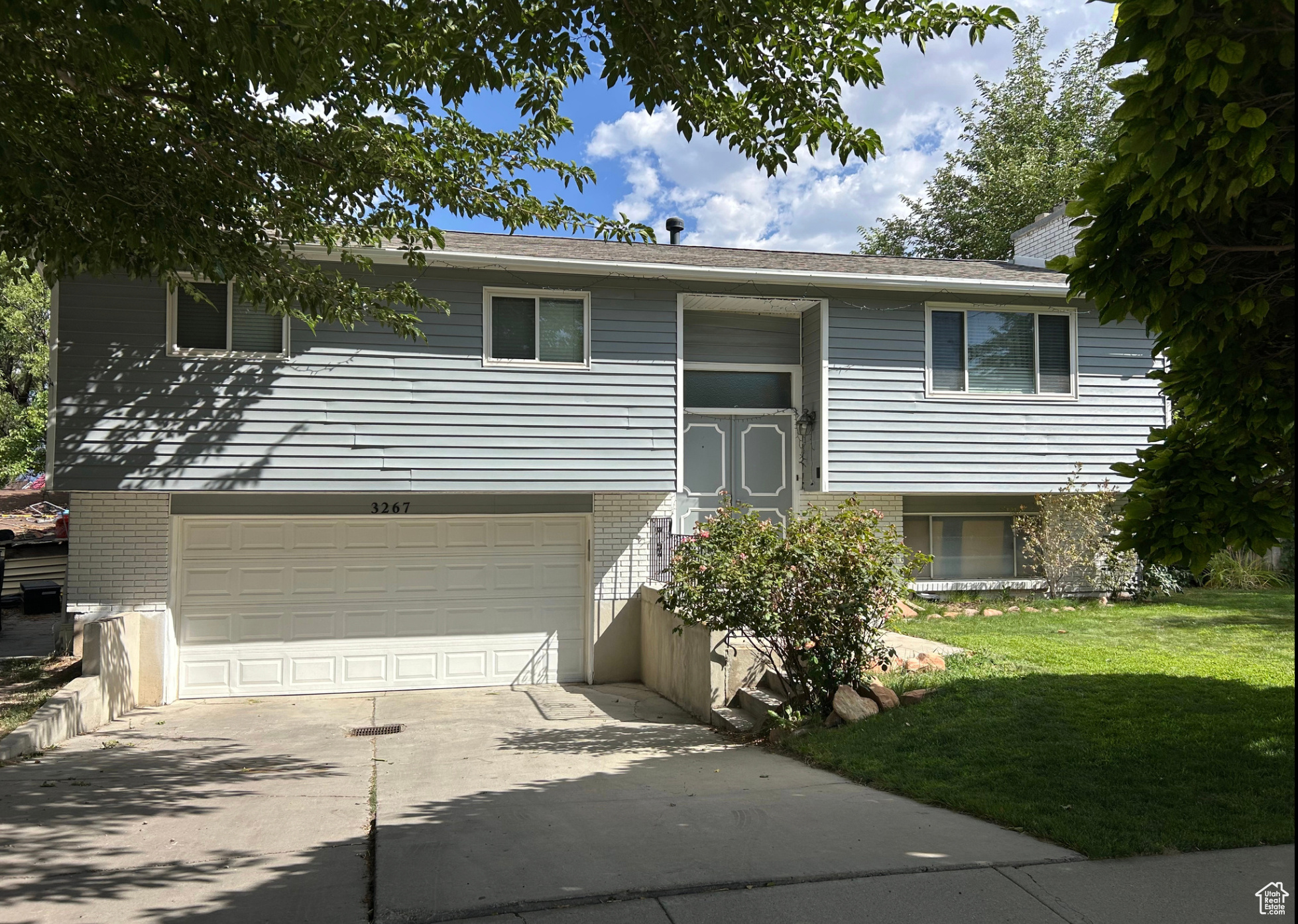 GREEN TREE - Residential Lease