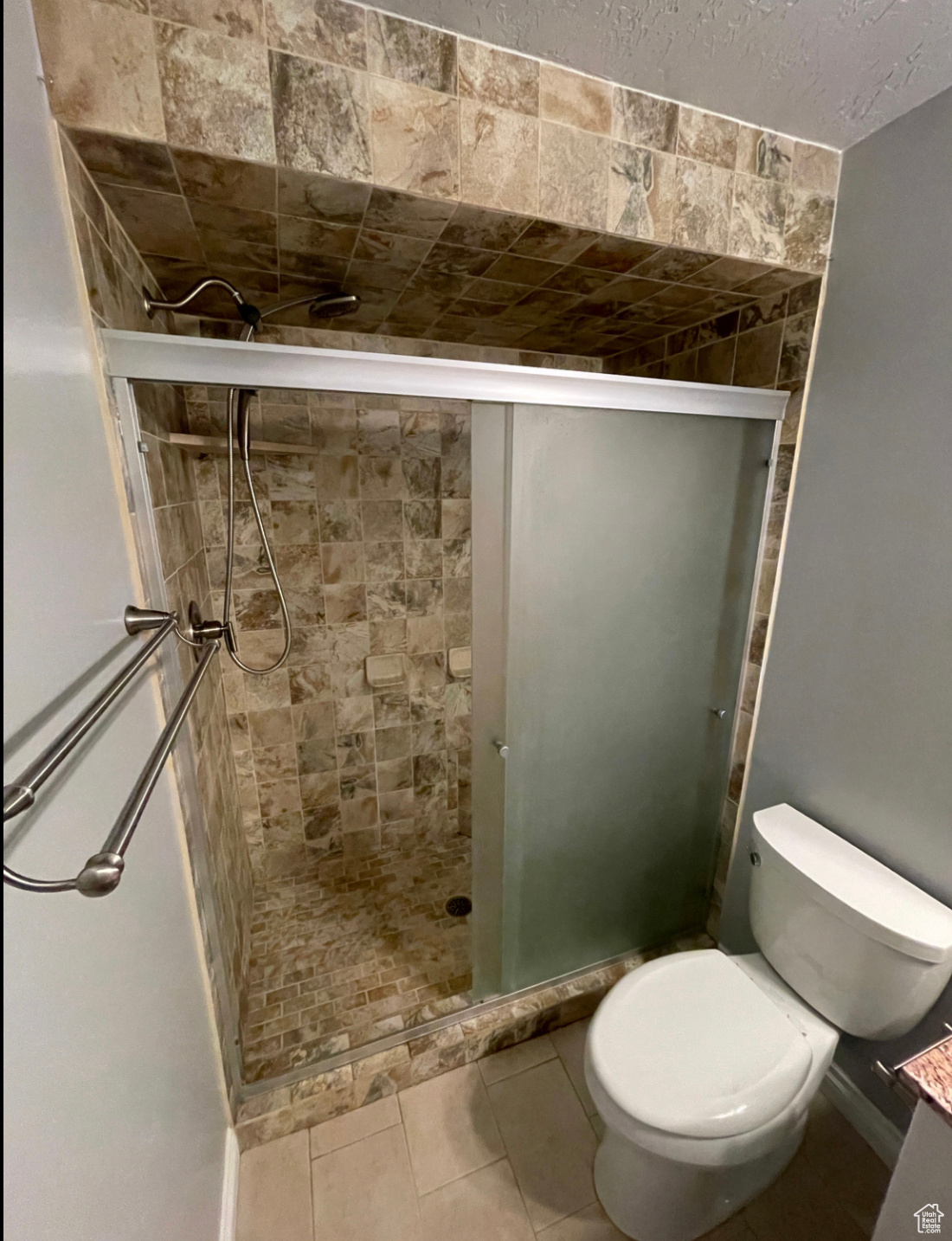 GREEN TREE - Residential Lease