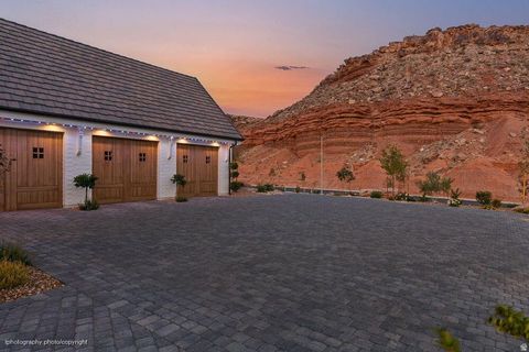 Tiny photo for 3021 E BANDED DR, Saint George, UT 84790 (MLS # 2134853)