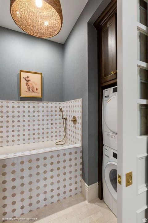 Tiny photo for 3021 E BANDED DR, Saint George, UT 84790 (MLS # 2134853)