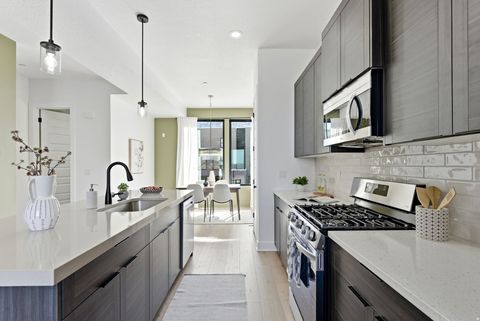 Tiny photo for 311 E ENDURANCE CIR S, Draper, UT 84020 (MLS # 2138491)