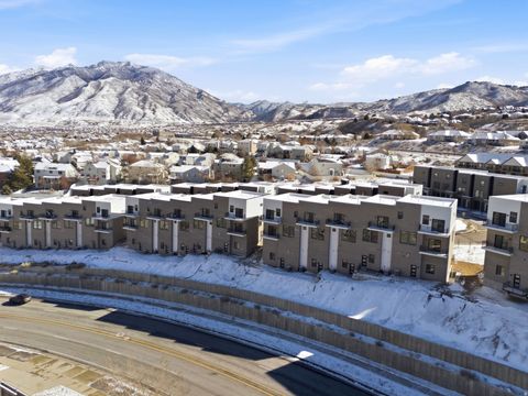 Tiny photo for 311 E ENDURANCE CIR S, Draper, UT 84020 (MLS # 2138491)