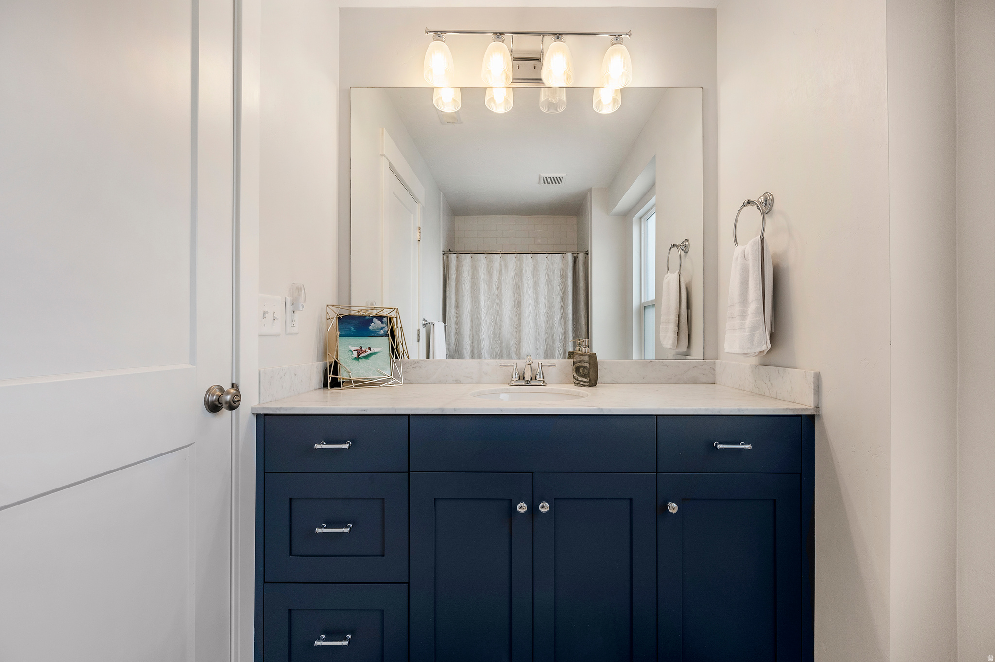 ROSSLYN HEIG - Residential