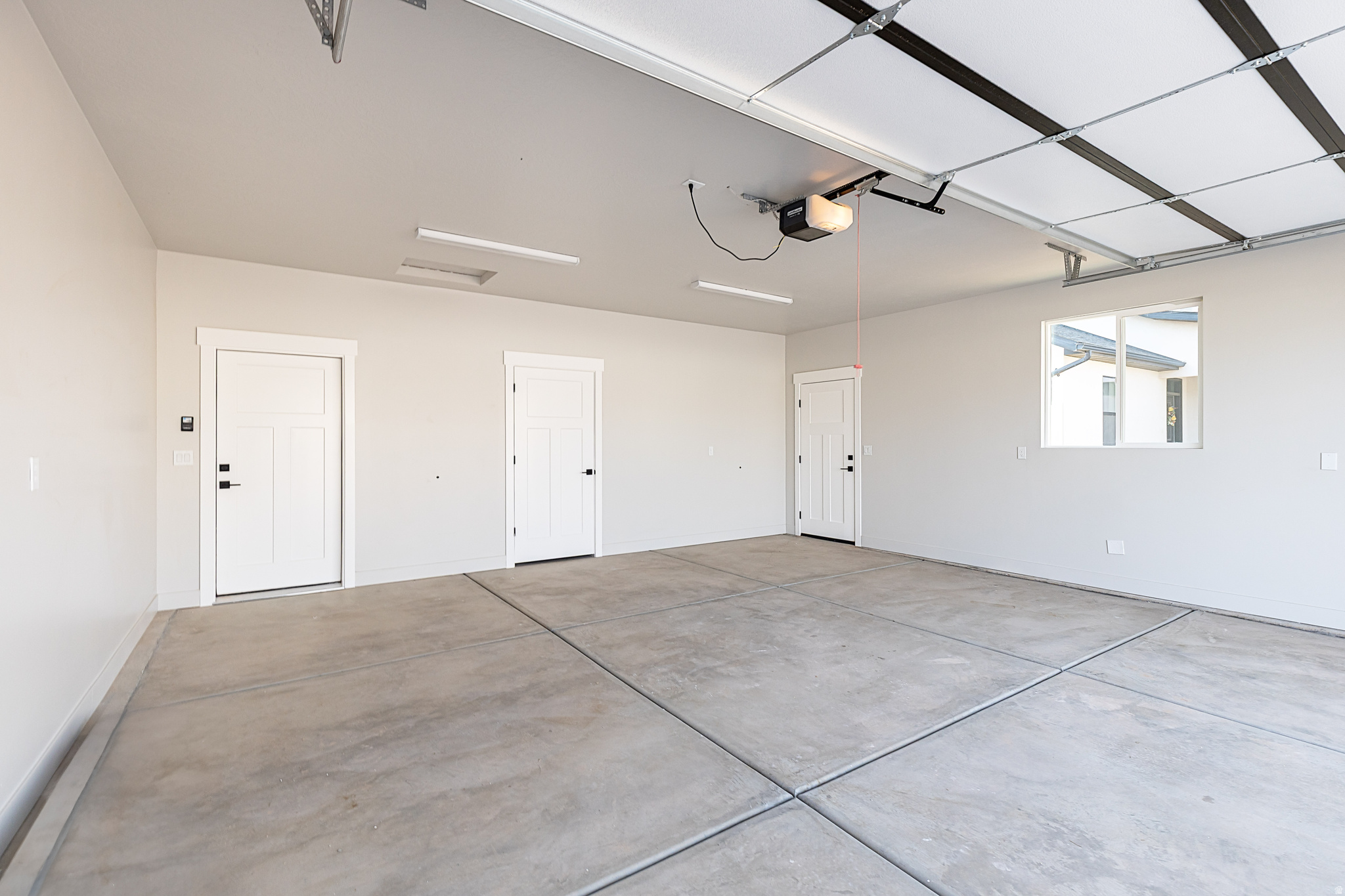 POINTE WEST - Residential