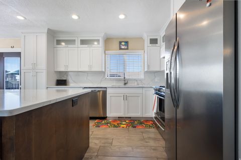 Tiny photo for 5581 S 100 W, Washington Terrace, UT 84405 (MLS # 2135632)