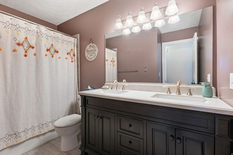 Tiny photo for 5581 S 100 W, Washington Terrace, UT 84405 (MLS # 2135632)