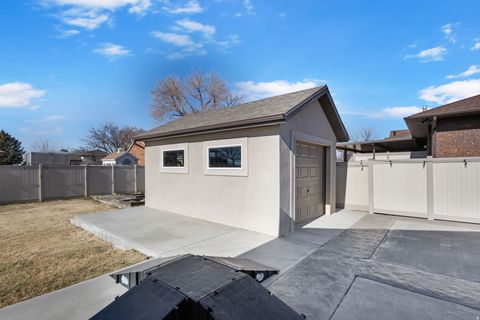 Tiny photo for 5581 S 100 W, Washington Terrace, UT 84405 (MLS # 2135632)