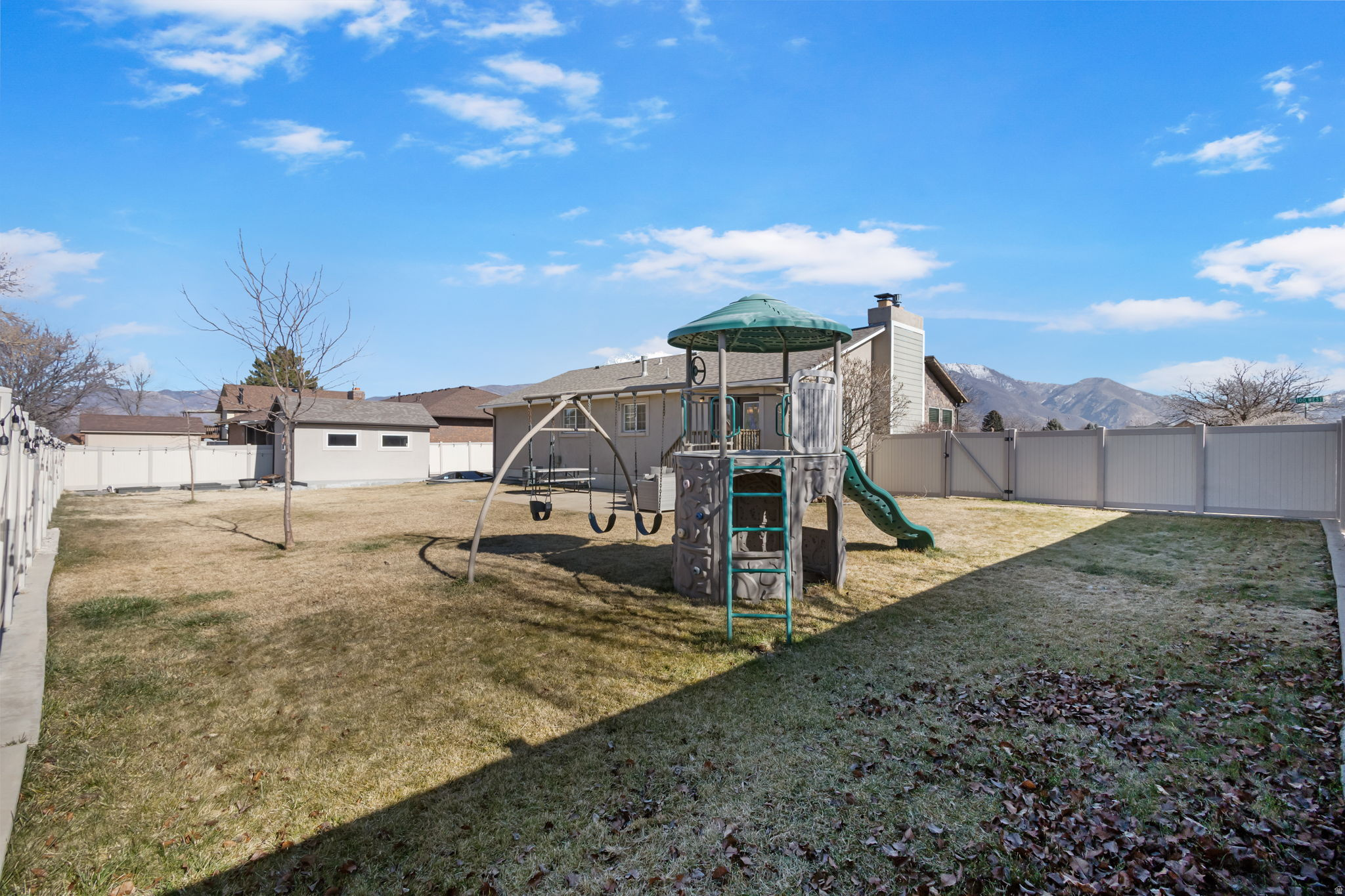 RIDGELINE - Residential