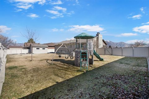 Tiny photo for 5581 S 100 W, Washington Terrace, UT 84405 (MLS # 2135632)