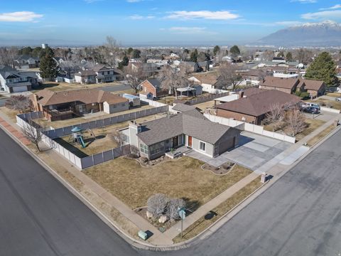 Tiny photo for 5581 S 100 W, Washington Terrace, UT 84405 (MLS # 2135632)