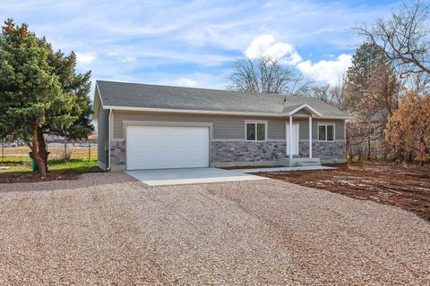 Tiny photo for 600 S LINCOLN AVE #REAR, Ogden, UT 84404 (MLS # 2140195)