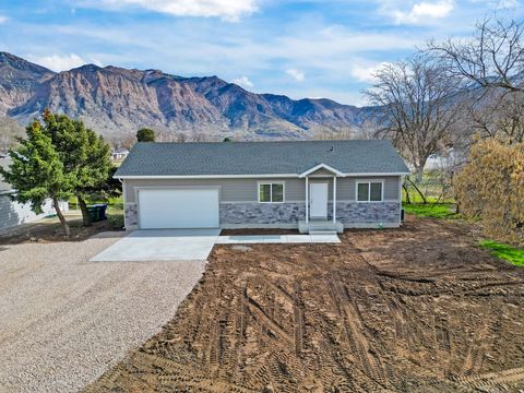 Tiny photo for 600 S LINCOLN AVE #REAR, Ogden, UT 84404 (MLS # 2140195)