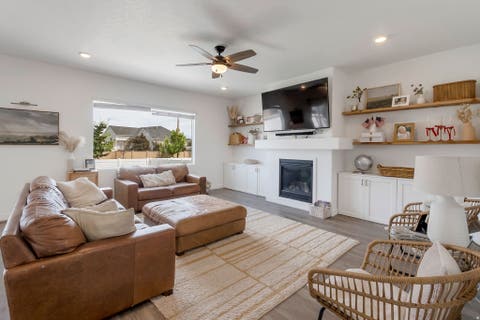 Tiny photo for 506 N COMMODORE LN, Lehi, UT 84045 (MLS # 2166925)