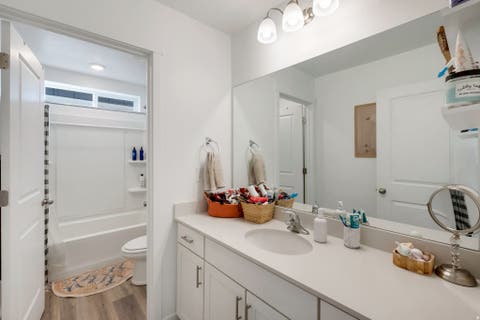 Tiny photo for 506 N COMMODORE LN, Lehi, UT 84045 (MLS # 2166925)