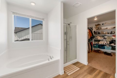 Tiny photo for 506 N COMMODORE LN, Lehi, UT 84045 (MLS # 2166925)