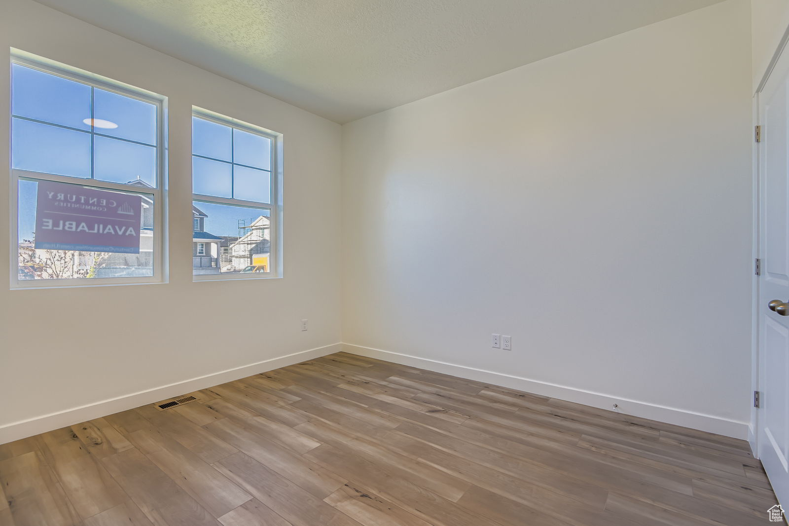 ESTATES AT PINNACLES AT EAGLE MOUNTAIN - Residential