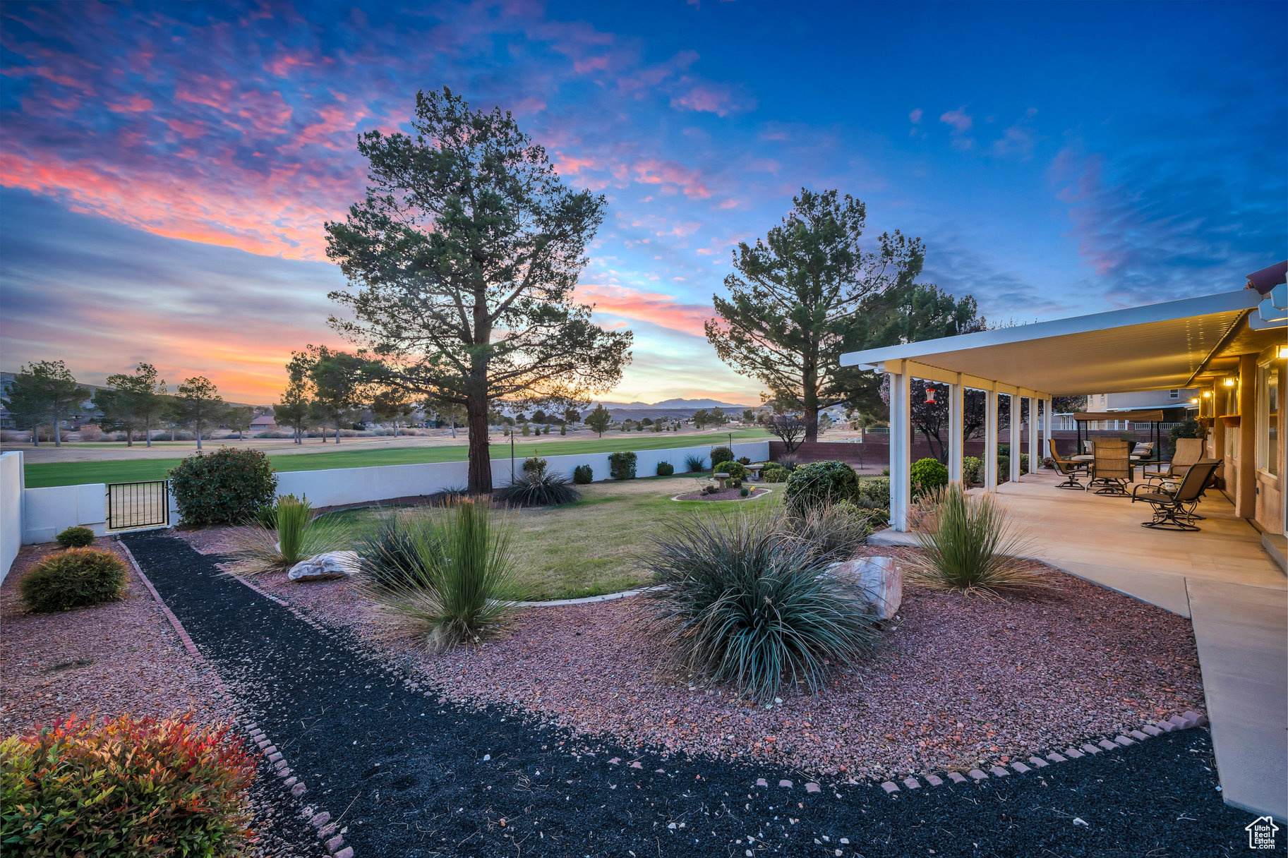 1824 Point Dr, Saint George, Utah image 2