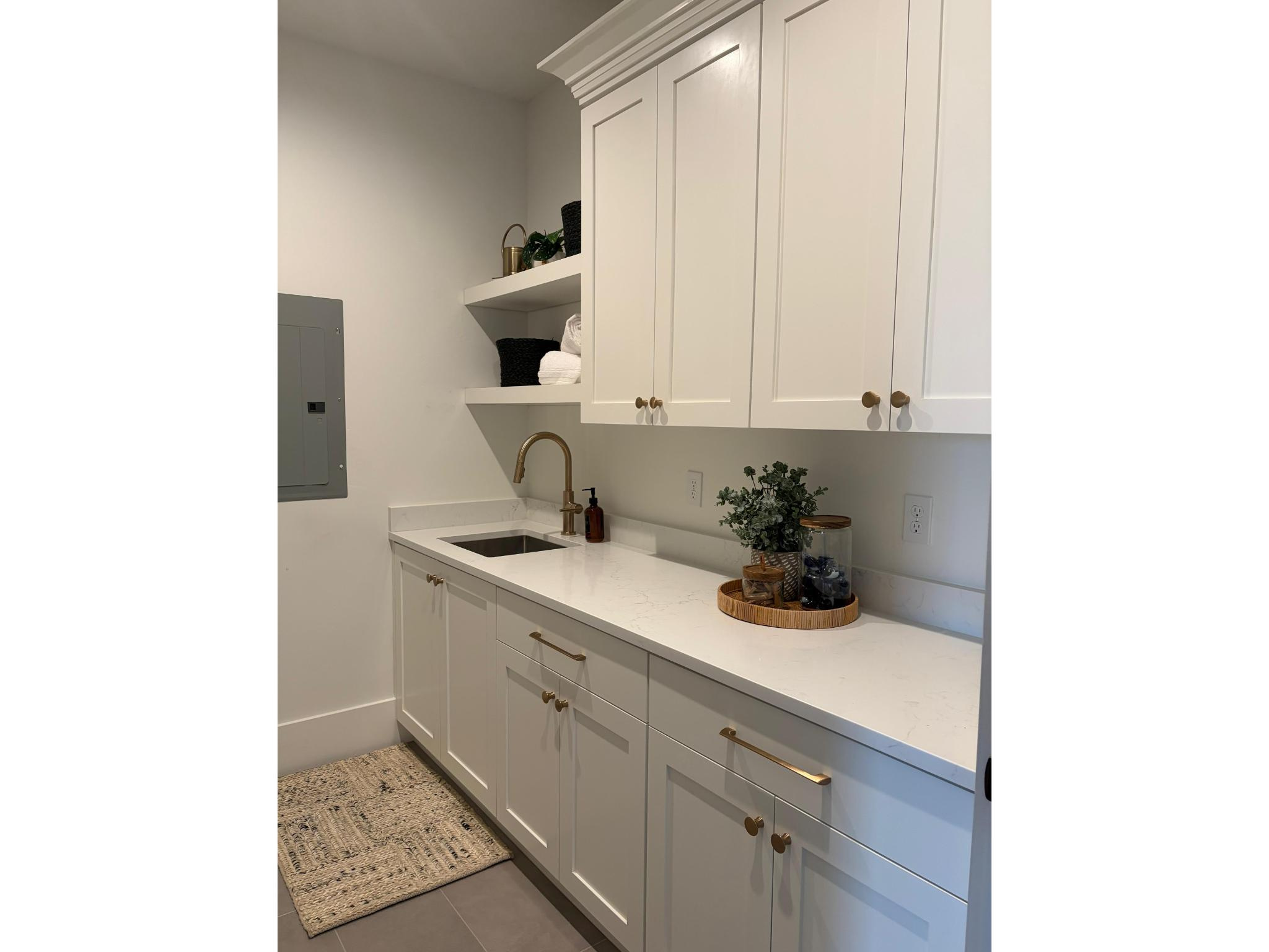 CENTER POINTE TOWNHOMES - Residential