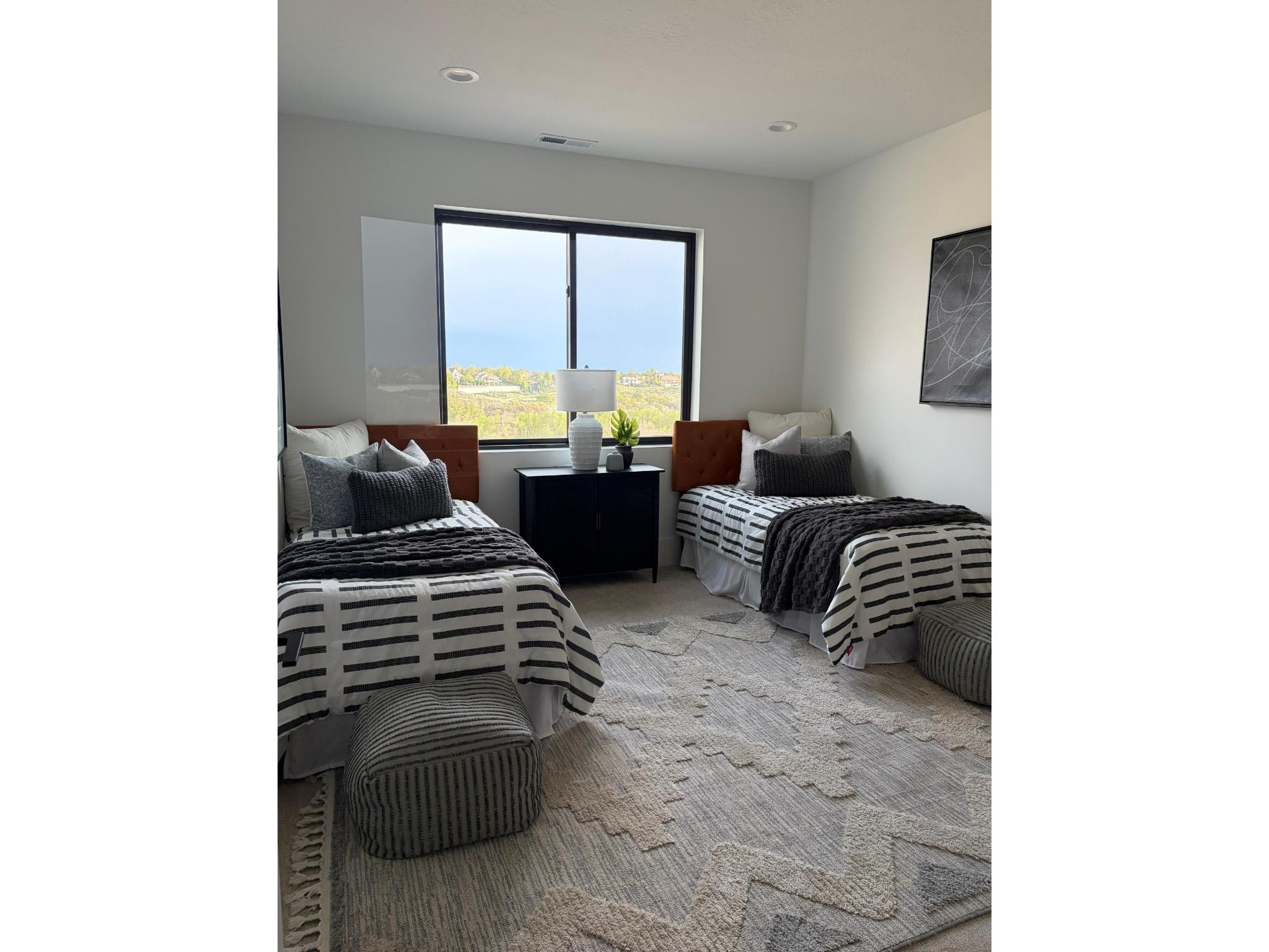 CENTER POINTE TOWNHOMES - Residential