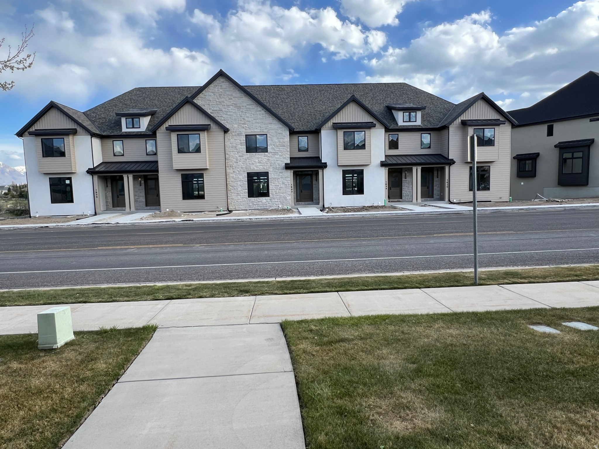 CENTER POINTE TOWNHOMES - Residential