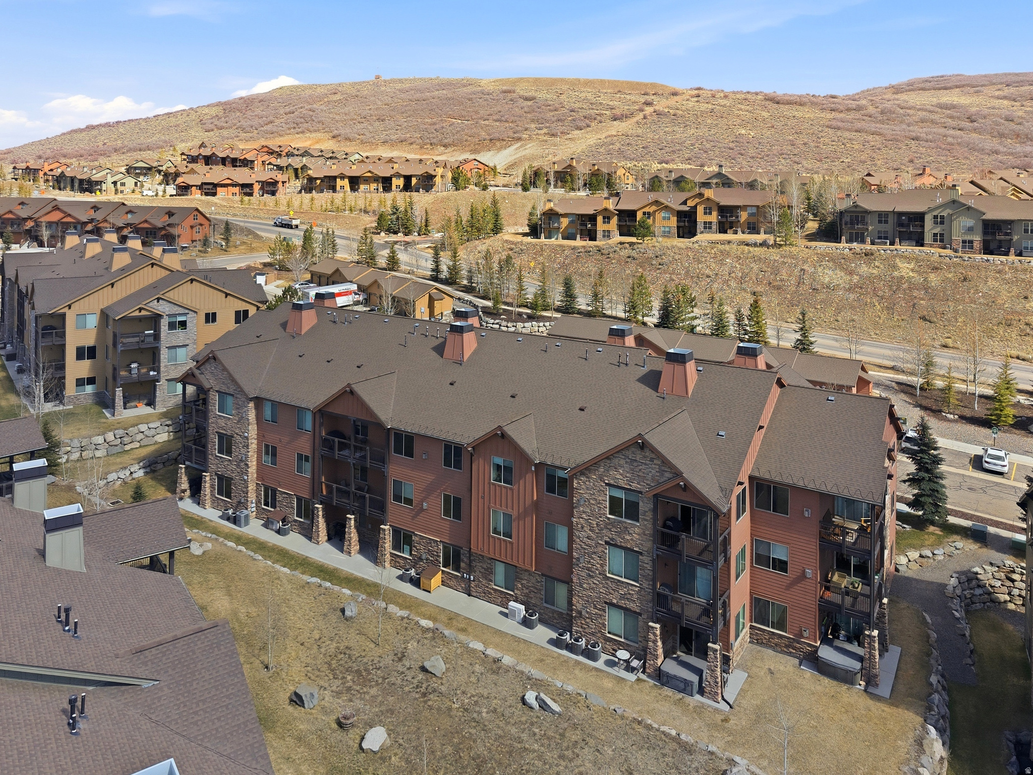 BLACK ROCK RIDGE - Residential