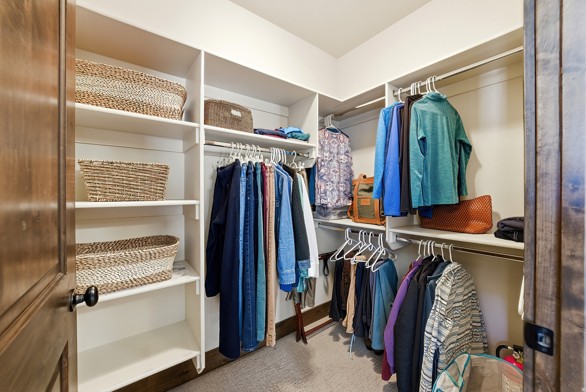 BLACK ROCK RIDGE - Residential