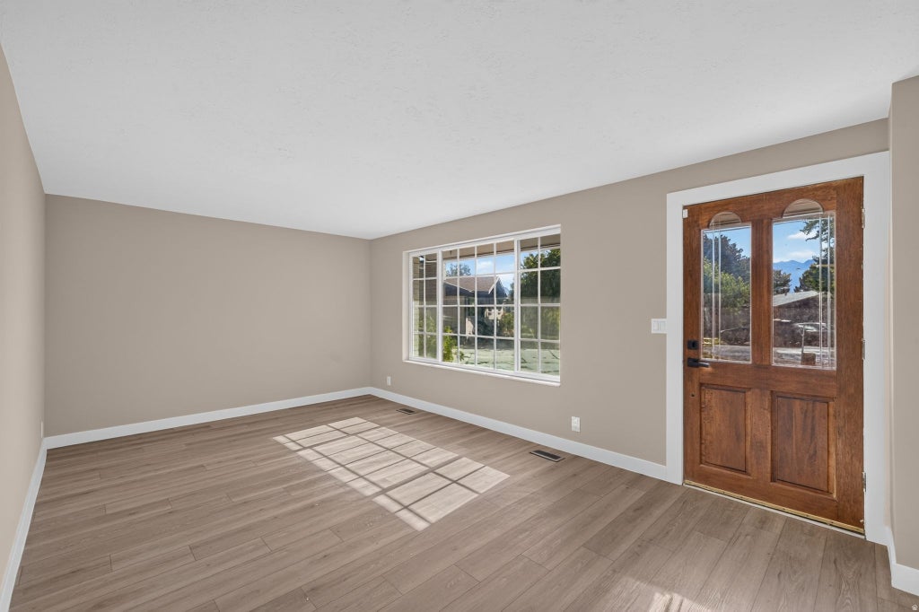 Photo of 7472 S SILVER CIR, West Jordan, UT 84084 (MLS # 2184076)