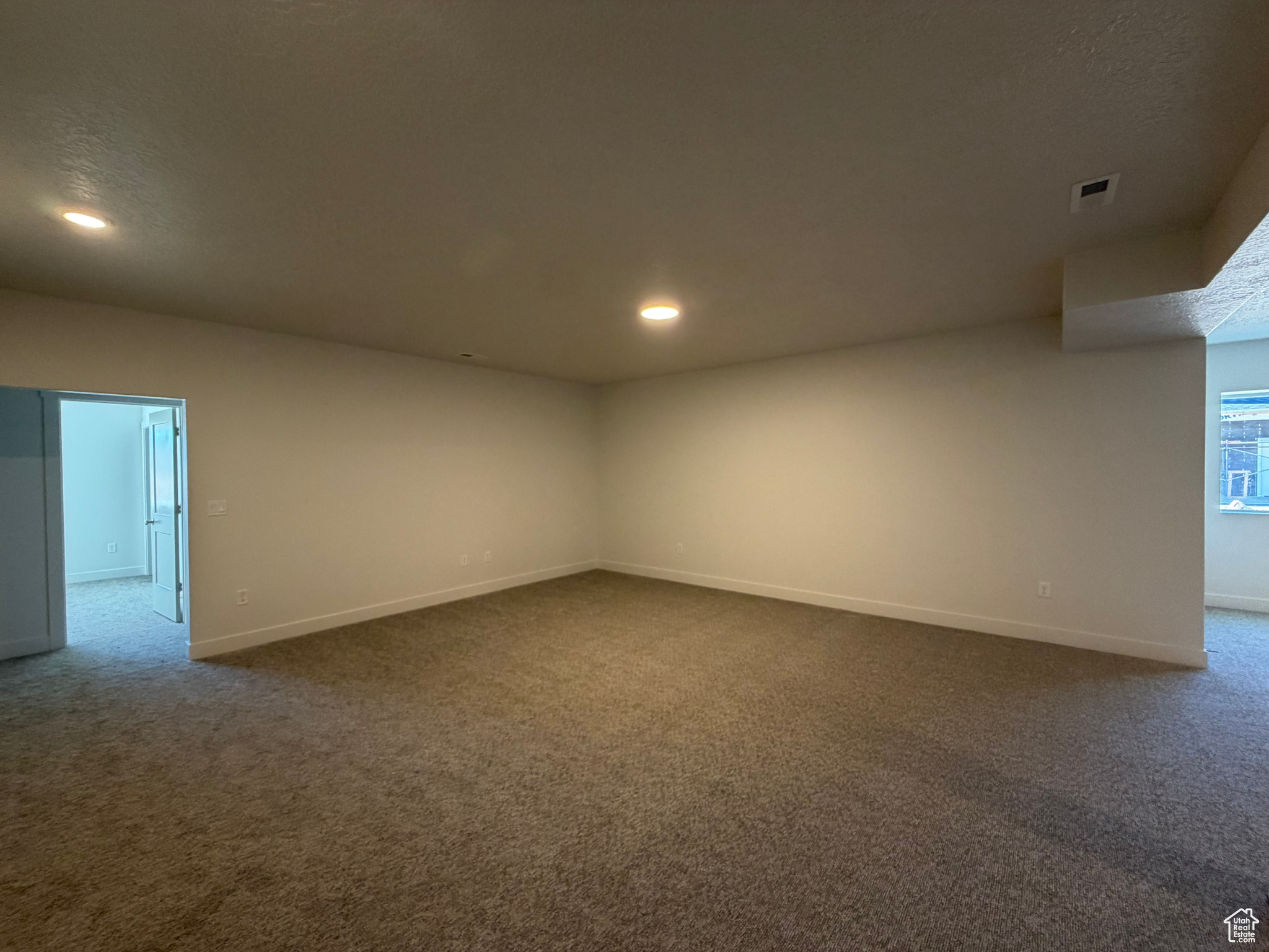 WEST RIDGE ESTATES - Residential