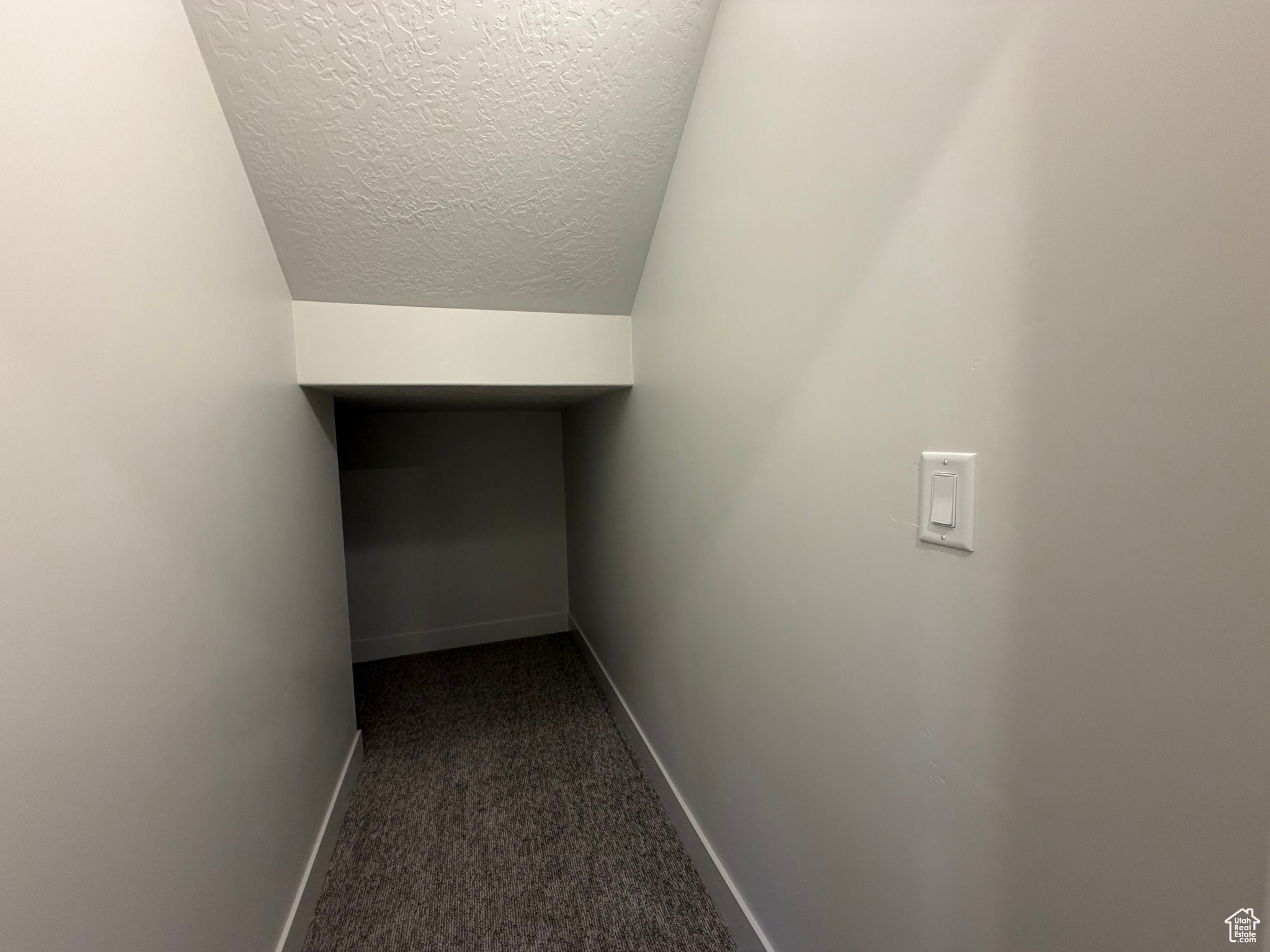 WEST RIDGE ESTATES - Residential