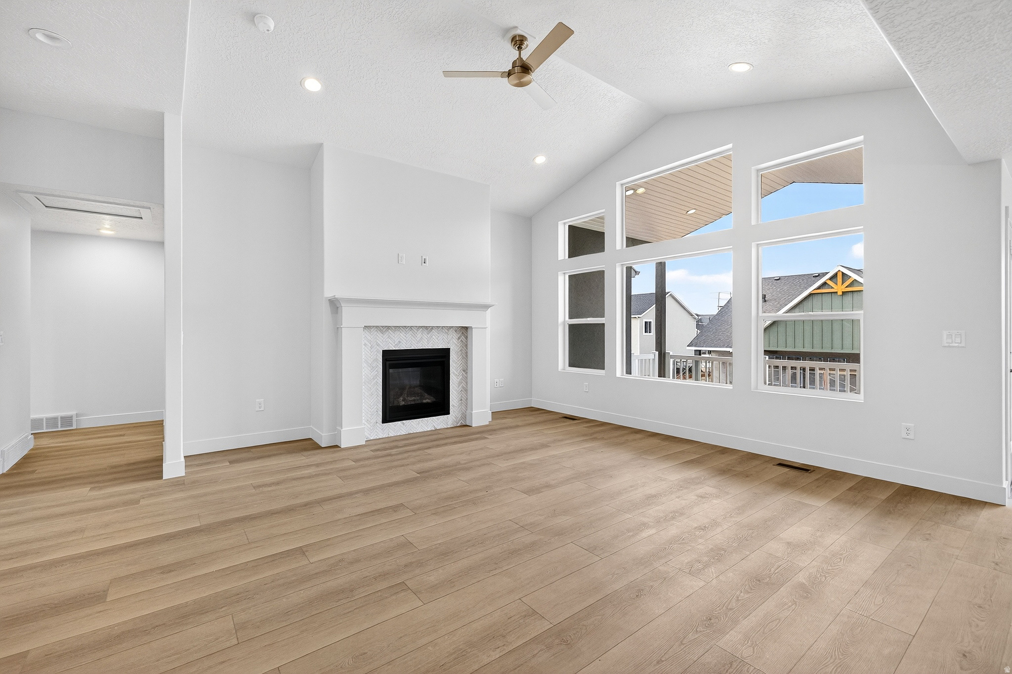 WEST RIDGE ESTATES - Residential