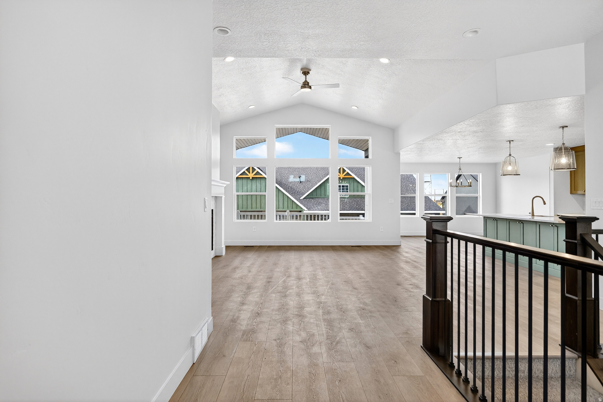 WEST RIDGE ESTATES - Residential