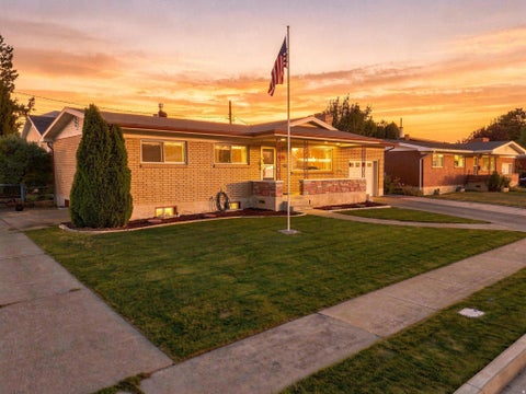 Photo of 702 N 150 W, Logan, UT 84321 (MLS # 2182342)