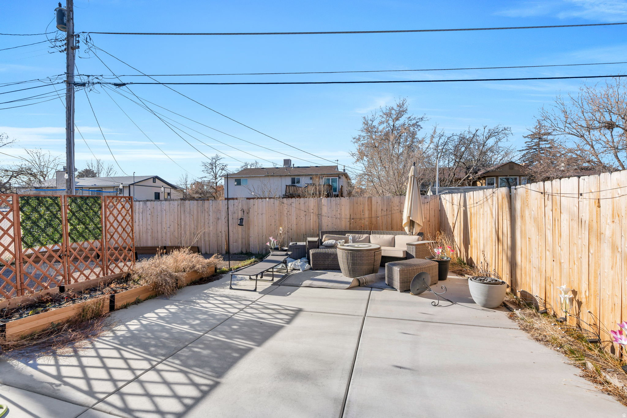 ANGLE VIEW - Residential