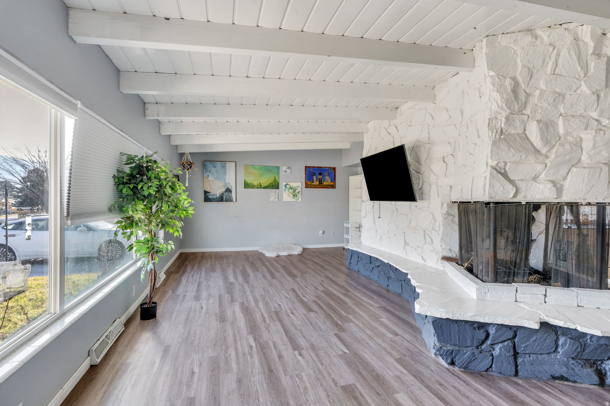 ANGLE VIEW - Residential