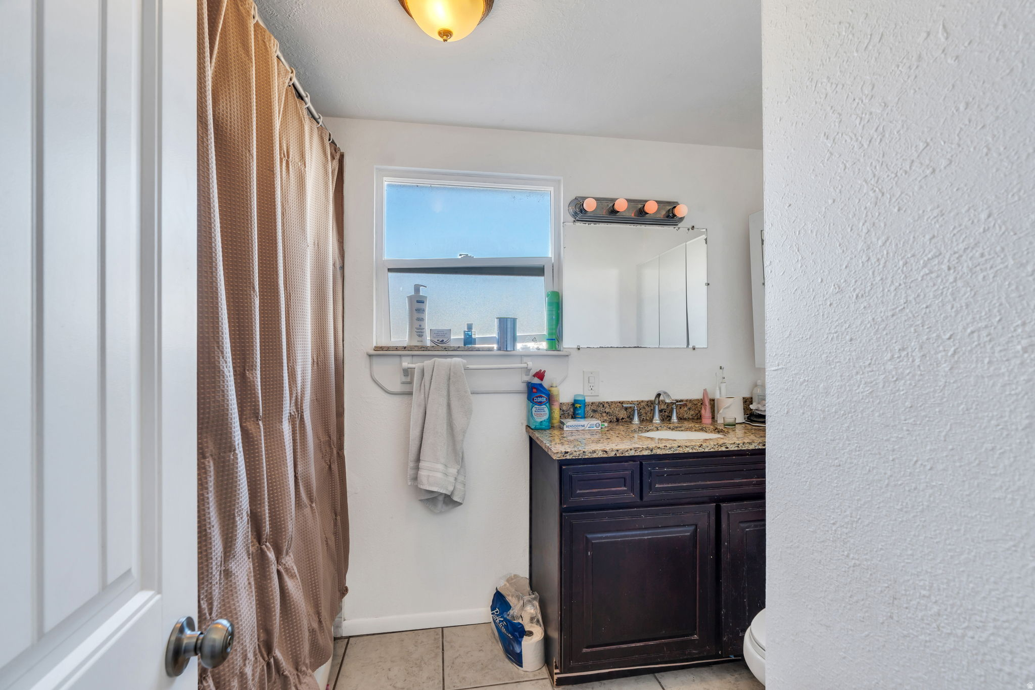 ANGLE VIEW - Residential