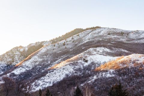 Tiny photo for 310 S MARYFIELD DR #307, Salt Lake City, UT 84108 (MLS # 2132474)