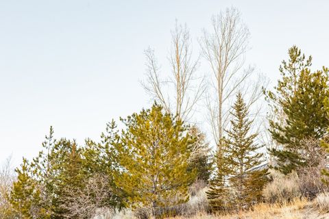 Tiny photo for 310 S MARYFIELD DR #307, Salt Lake City, UT 84108 (MLS # 2132474)