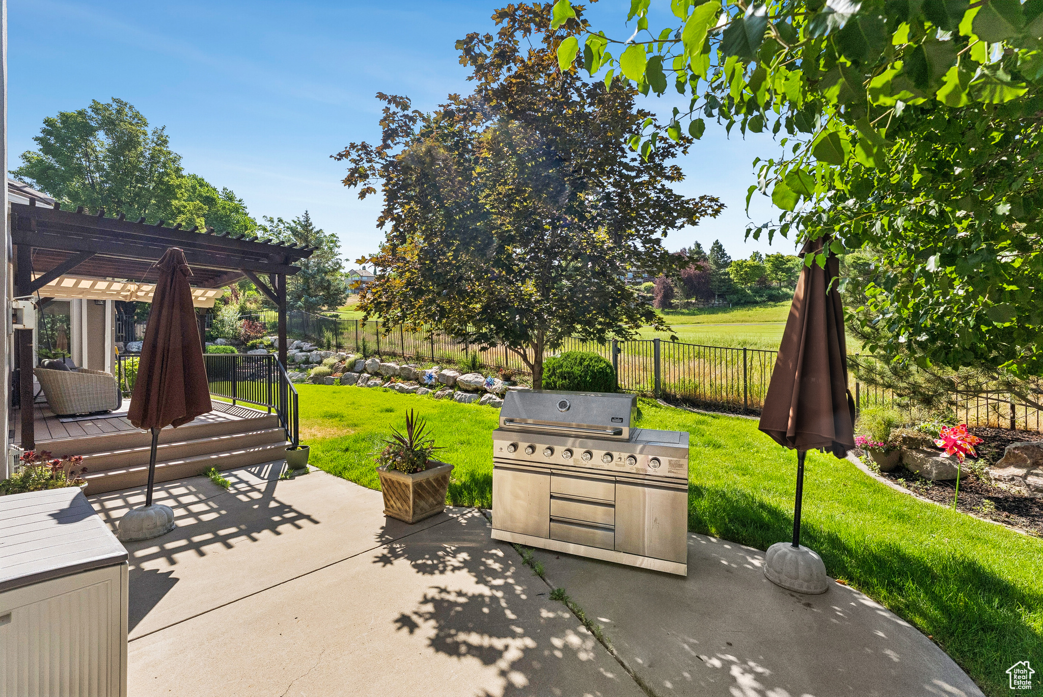 EAGLEWOOD - Residential