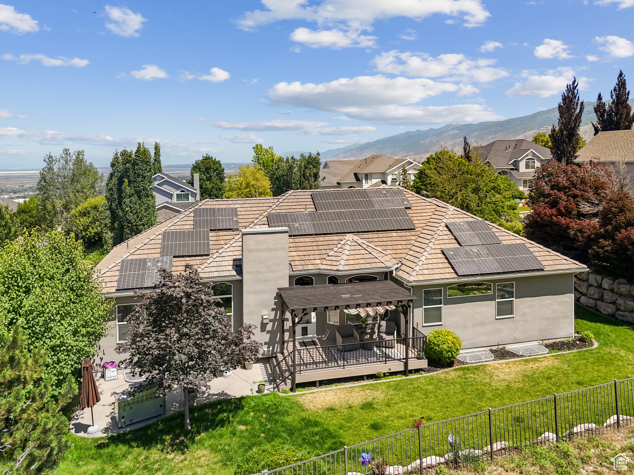 EAGLEWOOD - Residential