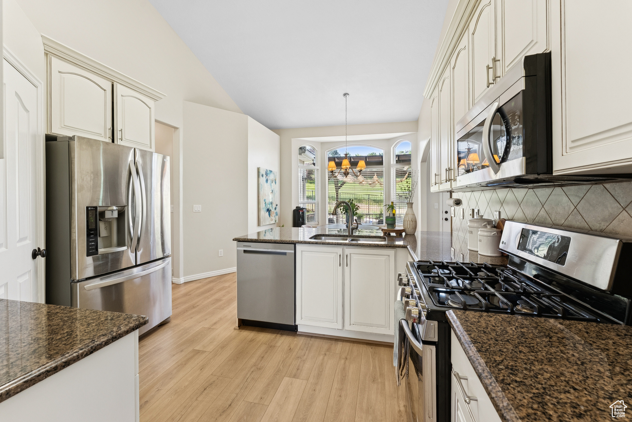 EAGLEWOOD - Residential