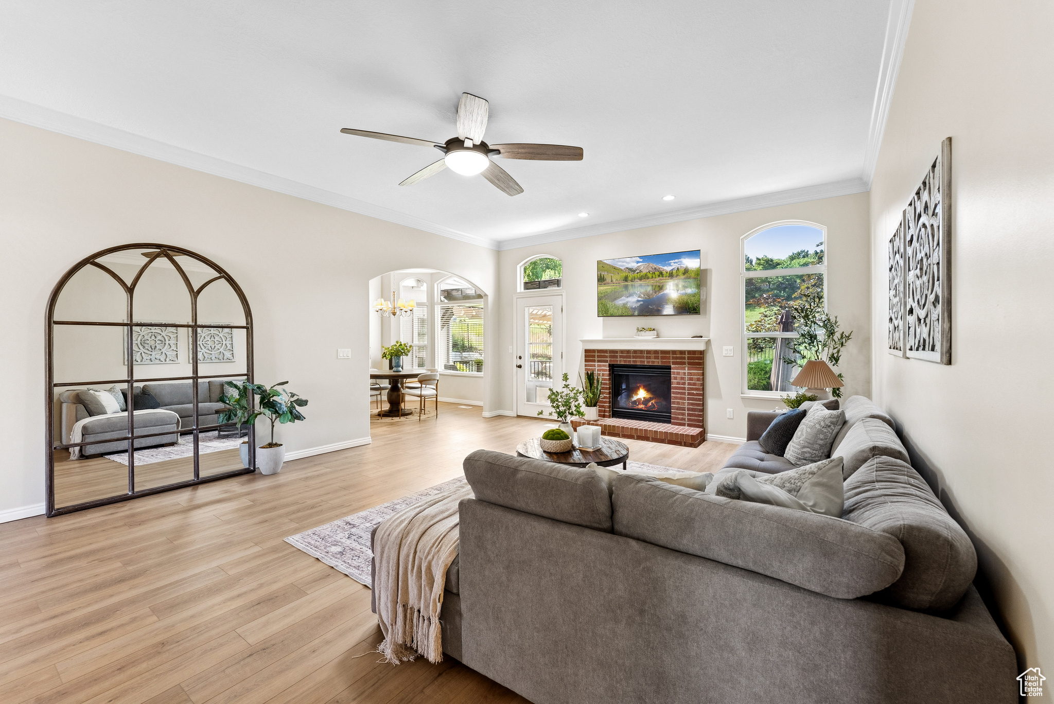 EAGLEWOOD - Residential