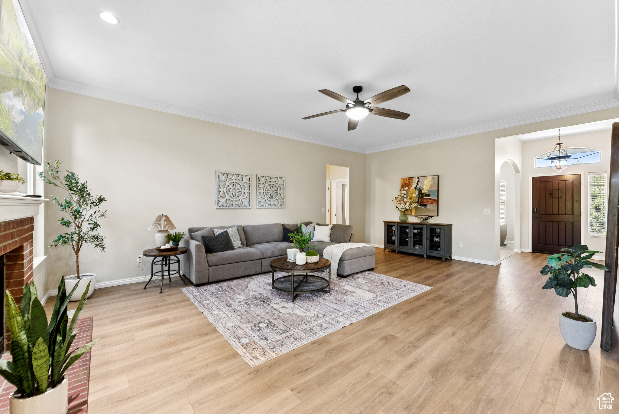 EAGLEWOOD - Residential