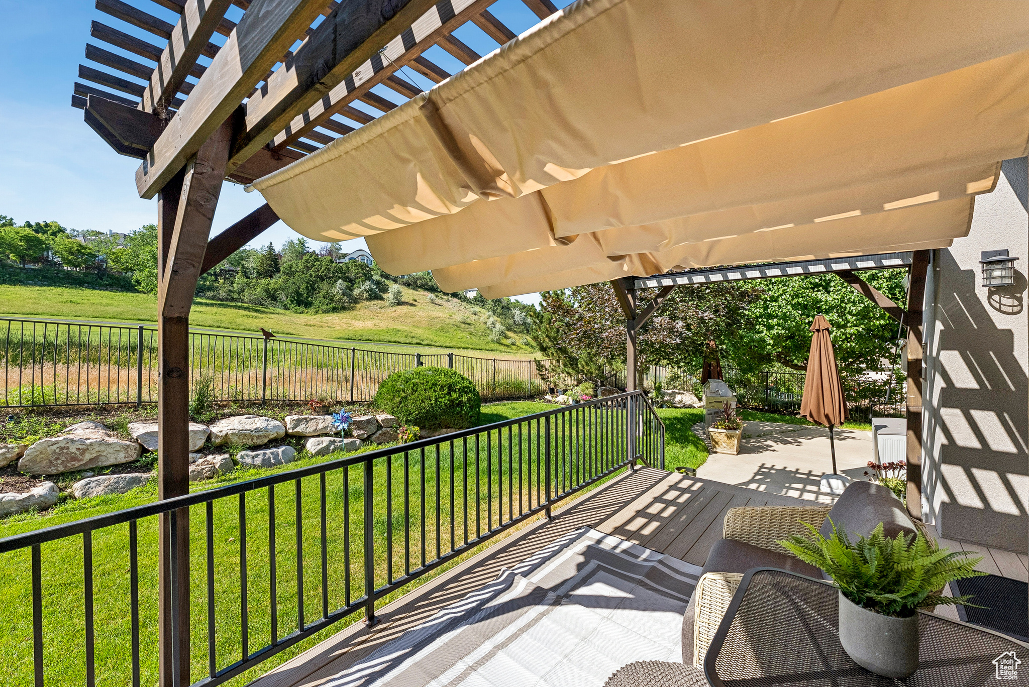 EAGLEWOOD - Residential