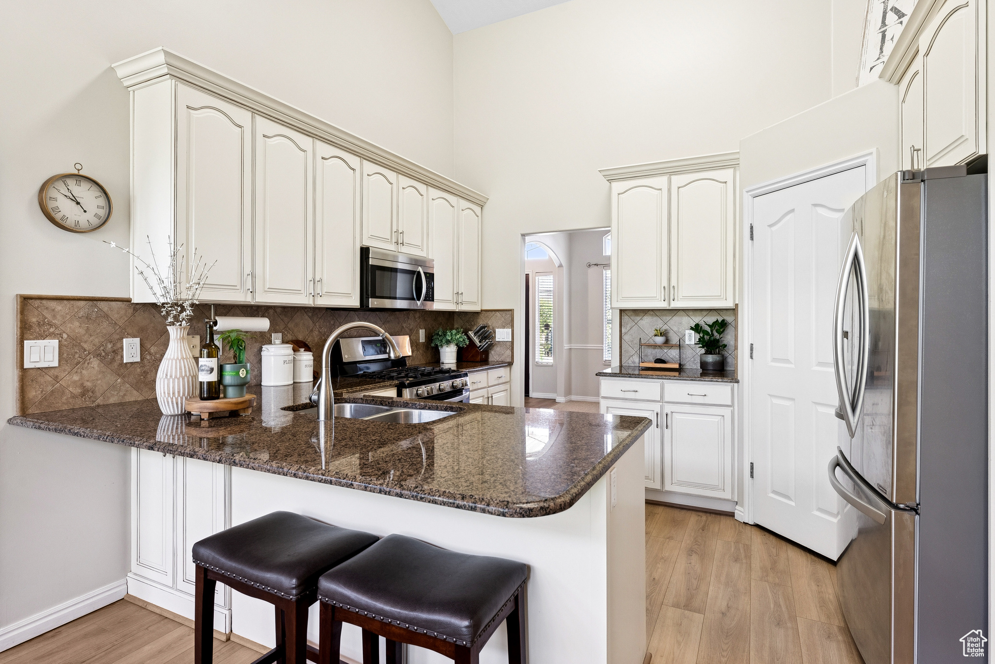 EAGLEWOOD - Residential