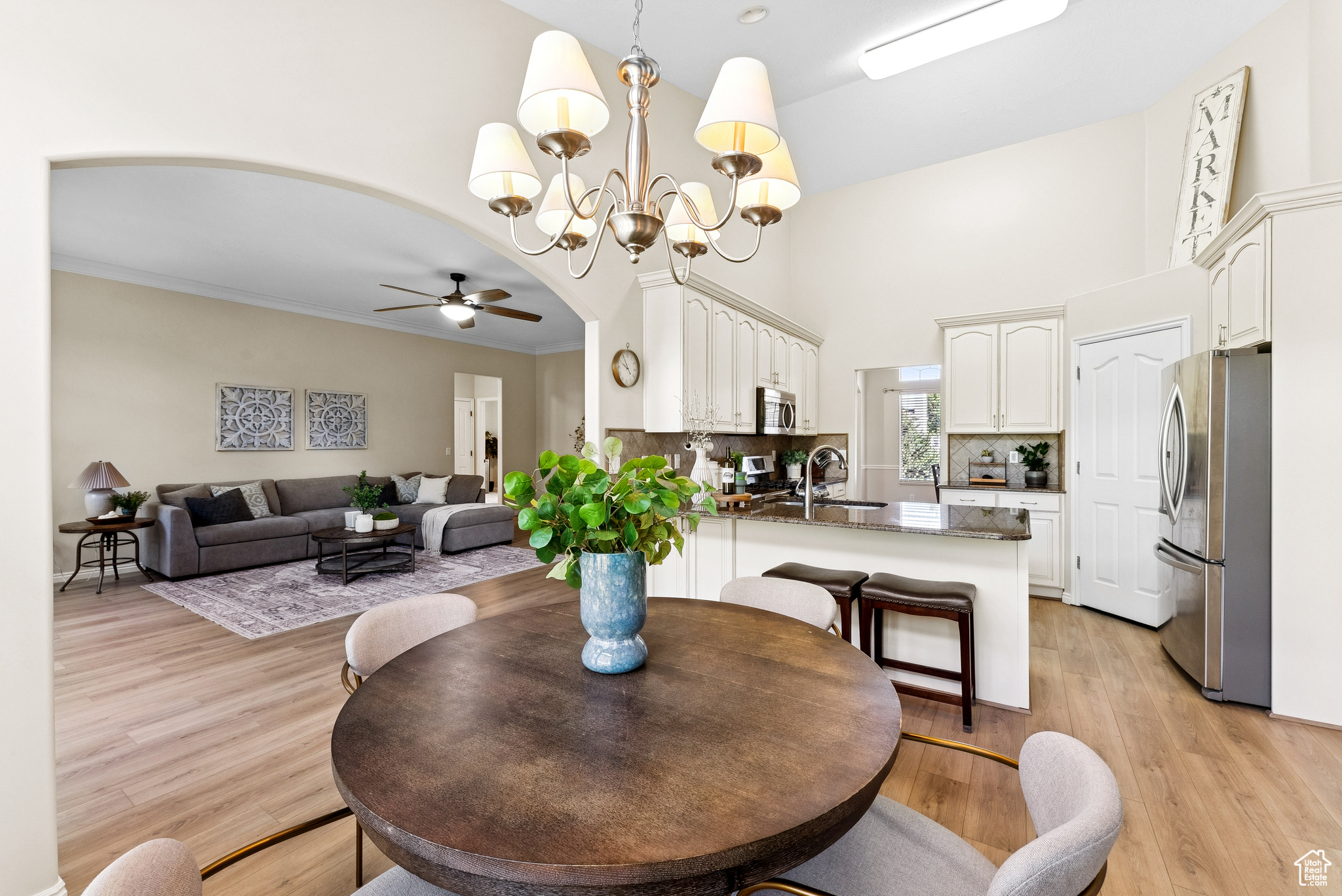 EAGLEWOOD - Residential