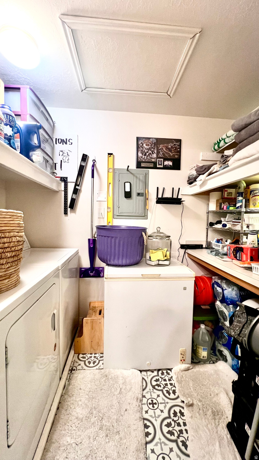 WILLOW SPRINGS - Residential