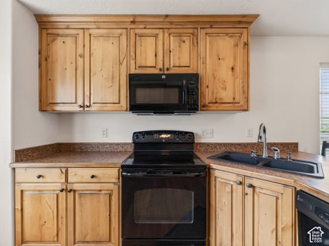 Tiny photo for 2933 E SOMERSET DR, Spanish Fork, UT 84660 (MLS # 2191433)